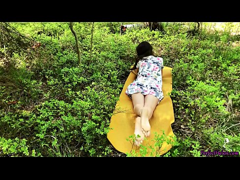 ❤️ Stranac na Tinderu masturbira moju macu i strastveno jebe u šumi ❤❌ Seks video kod nas ☑