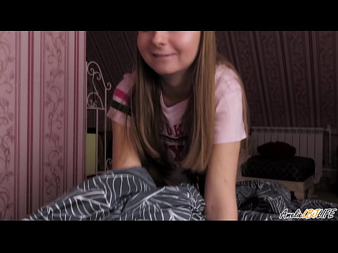 ❤️ Blondie duboko siše svog BFF-a i dobiva spermu u usta ❤❌ Seks video kod nas ☑